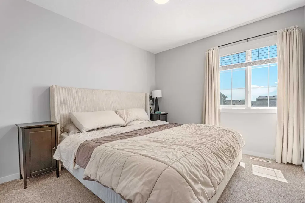 1407 3 Street SE High River AB T1V0G8