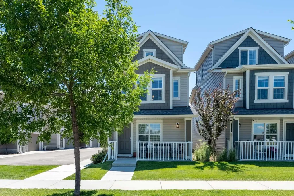 1407 3 Street SE High River AB T1V0G8