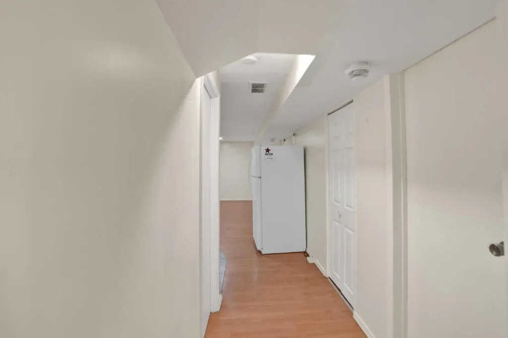 10315 8 Street SW Calgary AB T2W 0H2