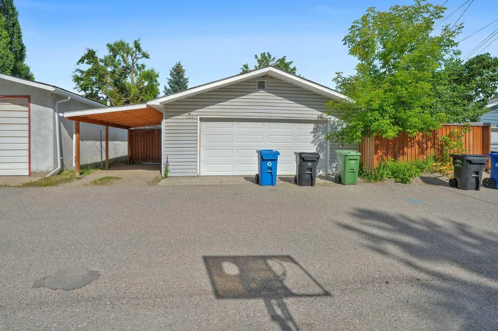 10315 8 Street SW Calgary AB T2W 0H2