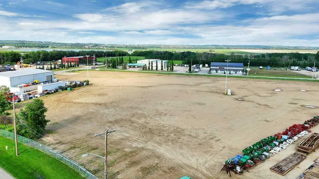 14 Charles Industrial Way Sylvan Lake AB T4S 0A6