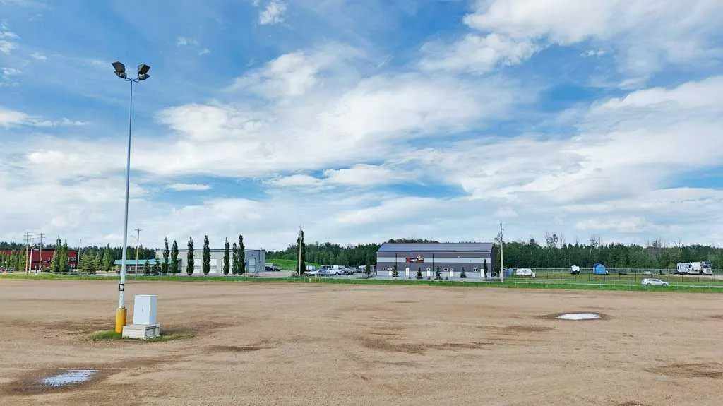 14 Charles Industrial Way Sylvan Lake AB T4S 0A6