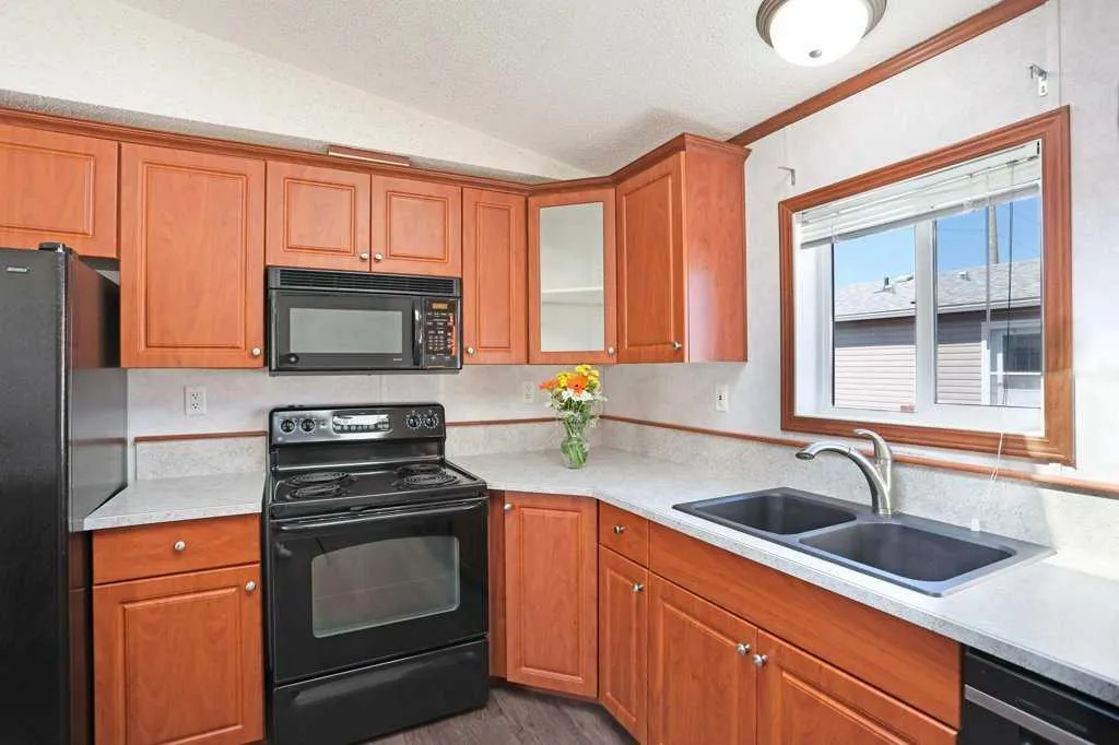 349 Railway Avenue Duchess AB T0J0Z0