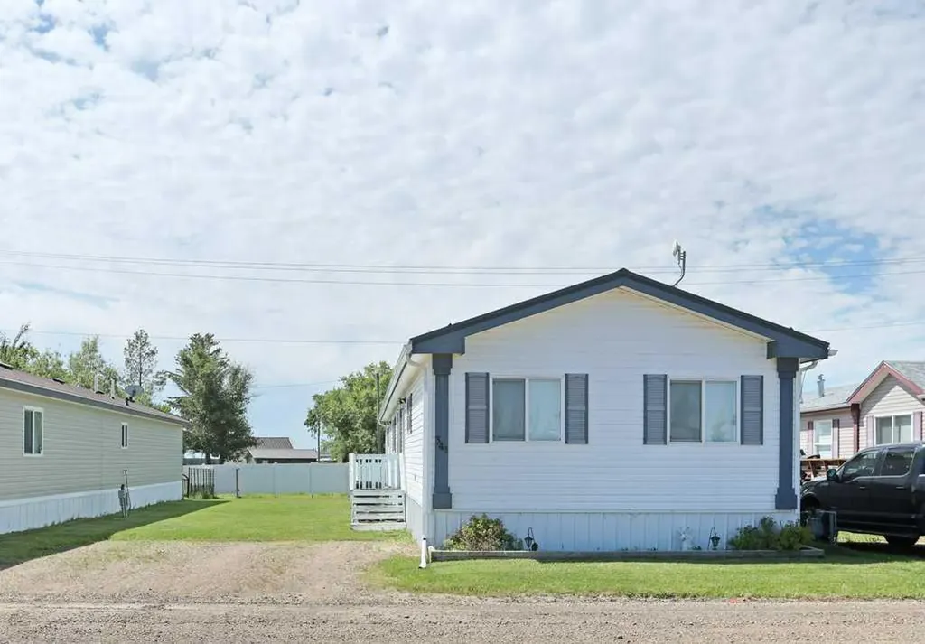 349 Railway Avenue Duchess AB T0J0Z0