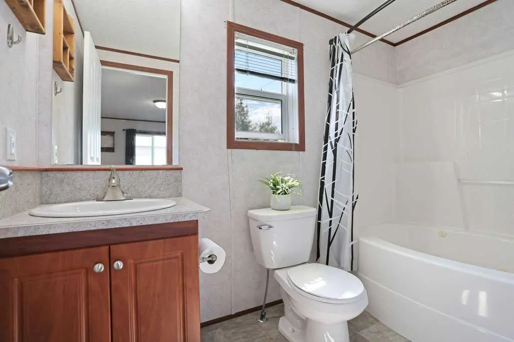349 Railway Avenue Duchess AB T0J0Z0