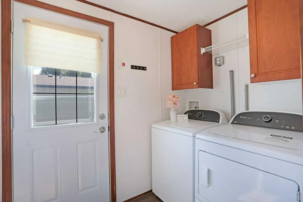 349 Railway Avenue Duchess AB T0J0Z0