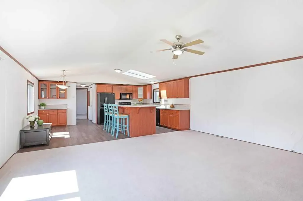 349 Railway Avenue Duchess AB T0J0Z0