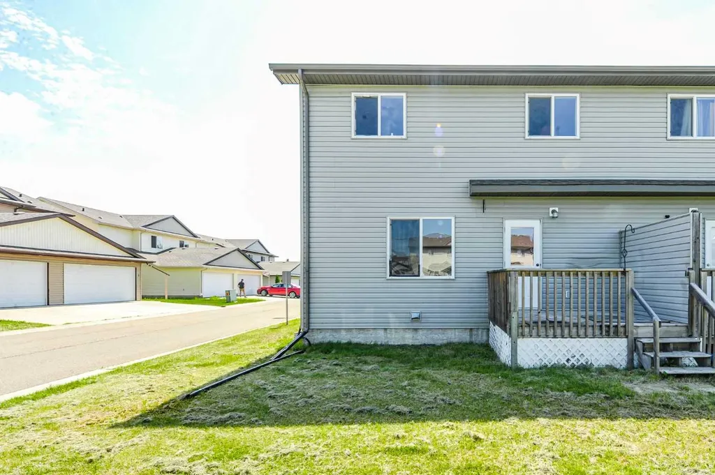 6802 50 Avenue Camrose AB T4V 5C7