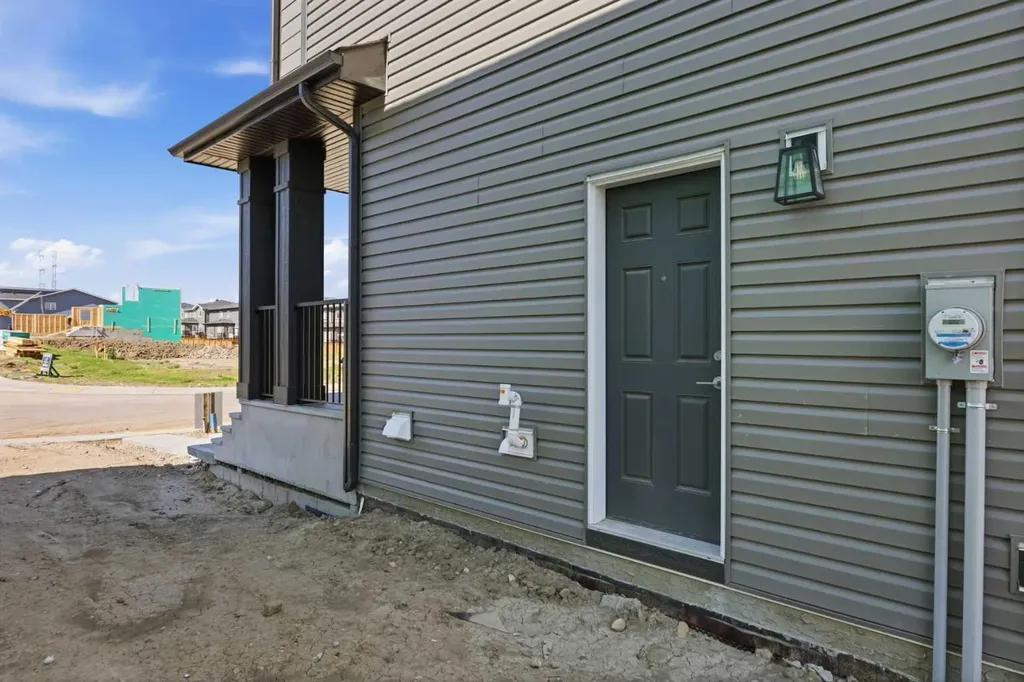 235 Waterford Heights Chestermere AB T1X 3B7
