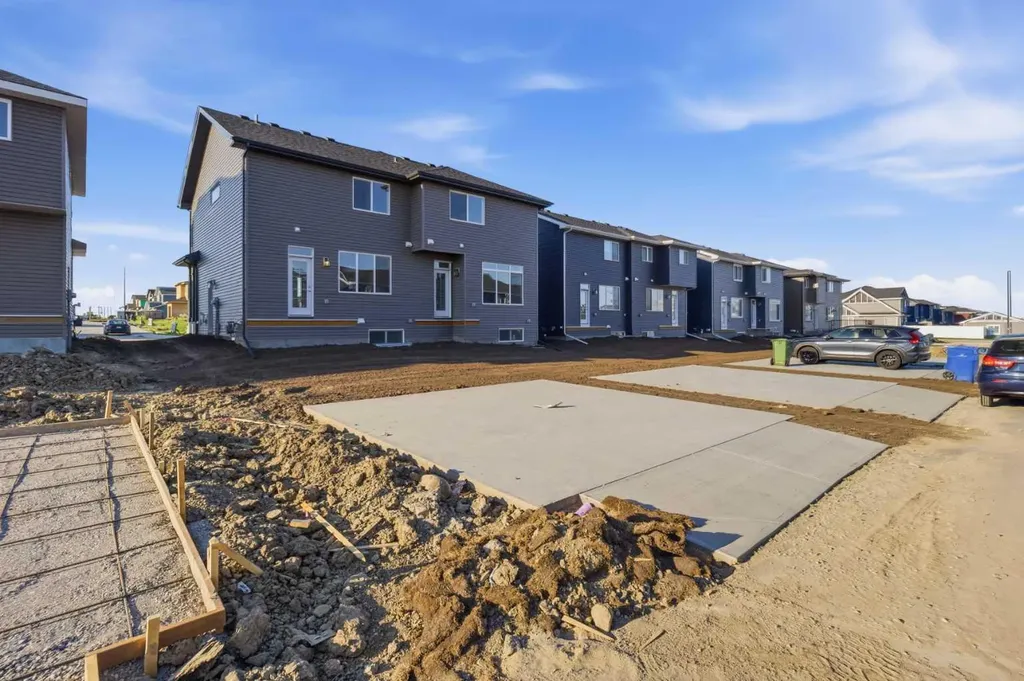 235 Waterford Heights Chestermere AB T1X 3B7