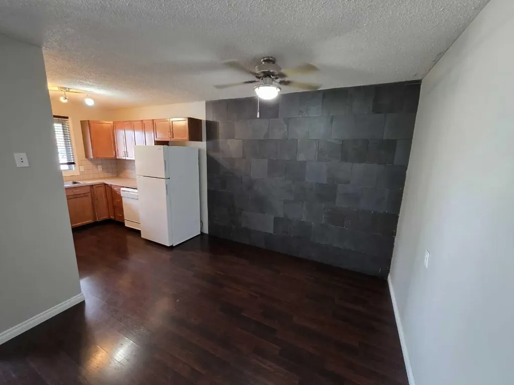 3514 20 Avenue S Lethbridge AB T1k 4G4