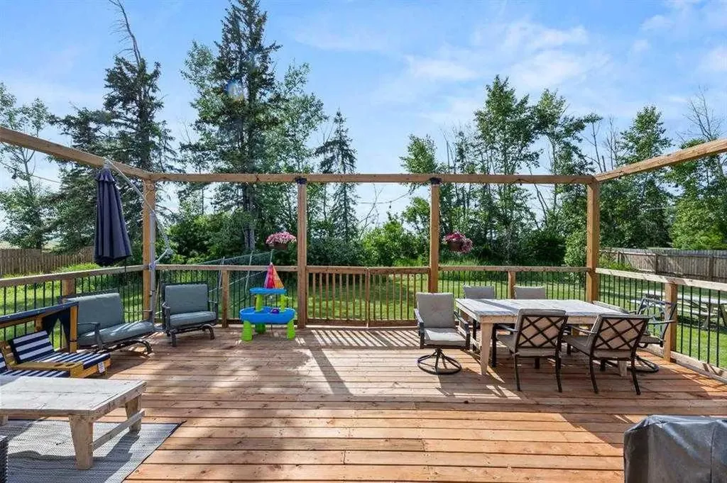 28537 Township Road 334 Rural Mountain View County AB T4H 4B1