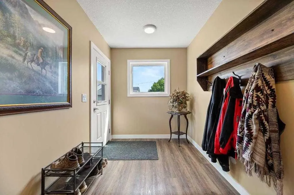 28537 Township Road 334 Rural Mountain View County AB T4H 4B1