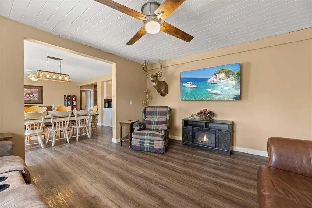 28537 Township Road 334 Rural Mountain View County AB T4H 4B1