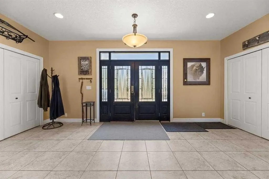 28537 Township Road 334 Rural Mountain View County AB T4H 4B1