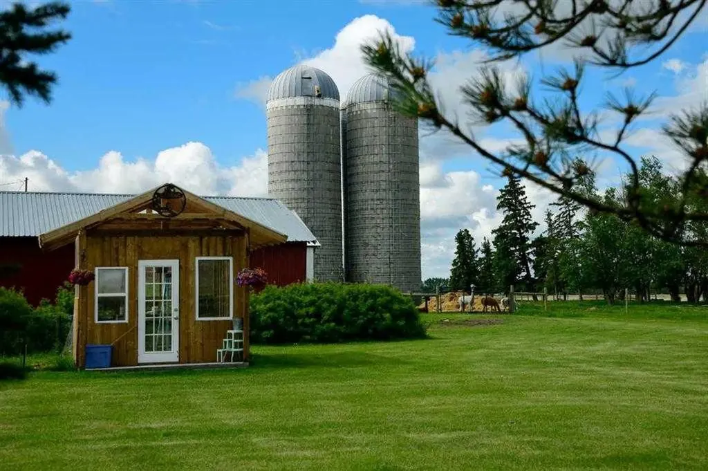 28537 Township Road 334 Rural Mountain View County AB T4H 4B1
