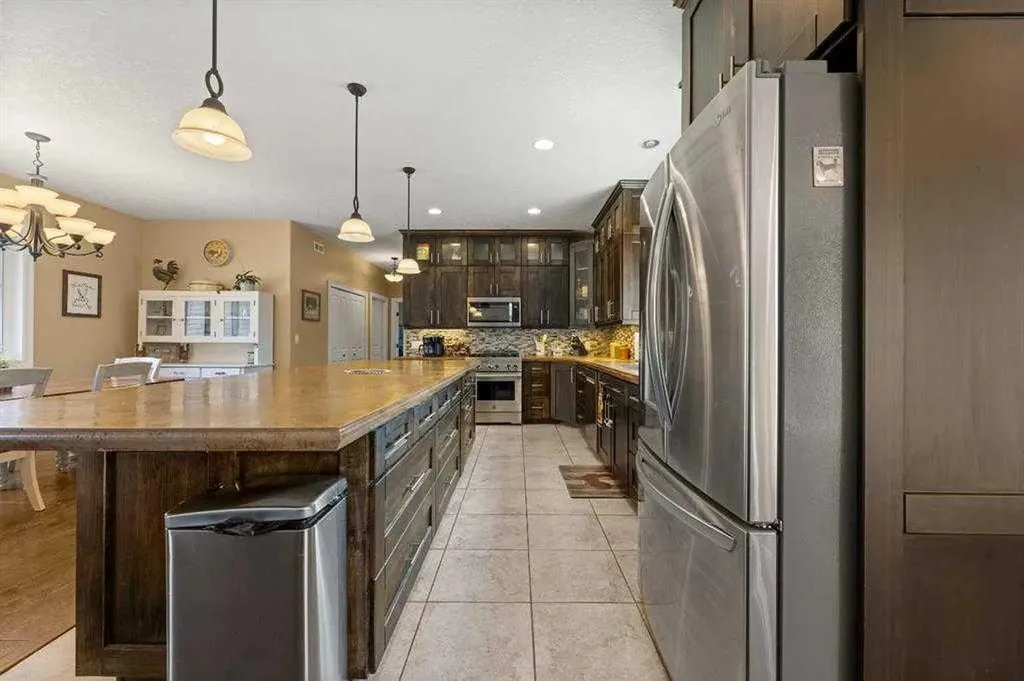 28537 Township Road 334 Rural Mountain View County AB T4H 4B1