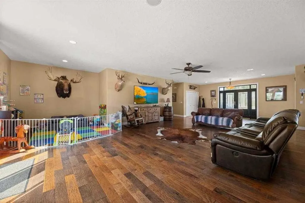28537 Township Road 334 Rural Mountain View County AB T4H 4B1