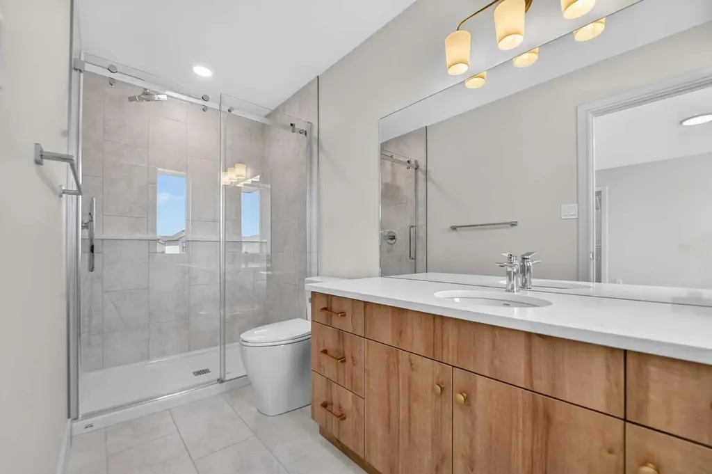 2526 44 Street S Lethbridge AB T1K 8L6
