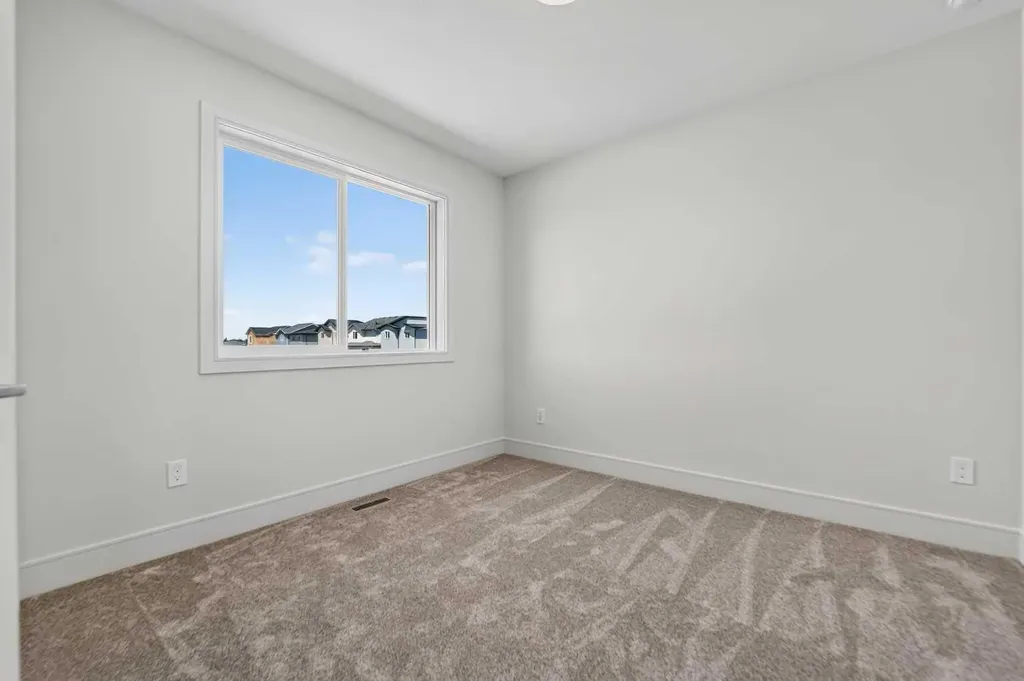 2526 44 Street S Lethbridge AB T1K 8L6