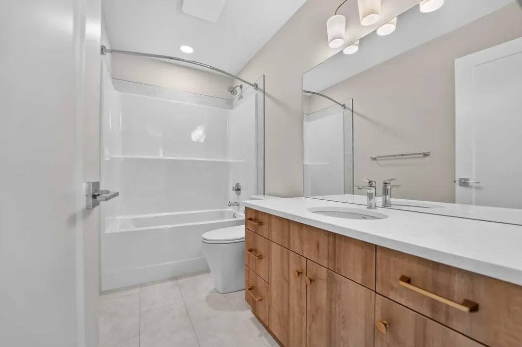2526 44 Street S Lethbridge AB T1K 8L6