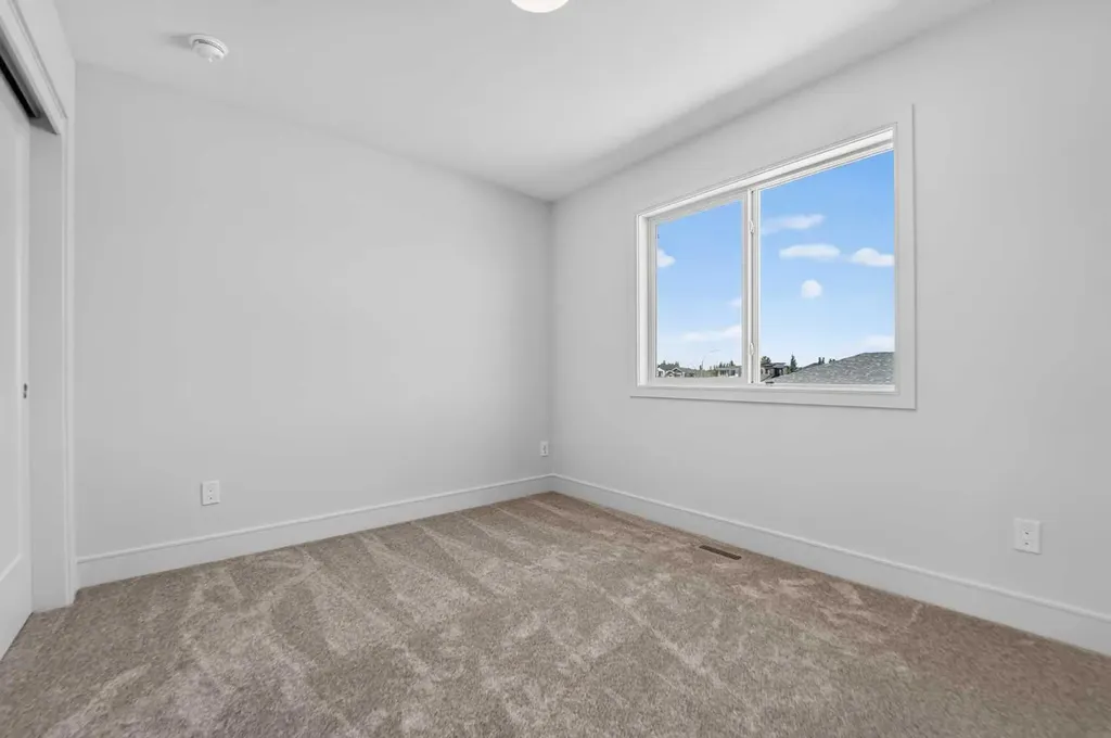 2526 44 Street S Lethbridge AB T1K 8L6