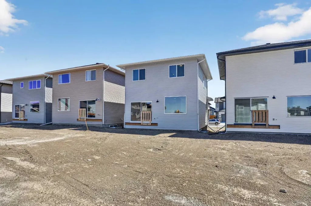 2526 44 Street S Lethbridge AB T1K 8L6