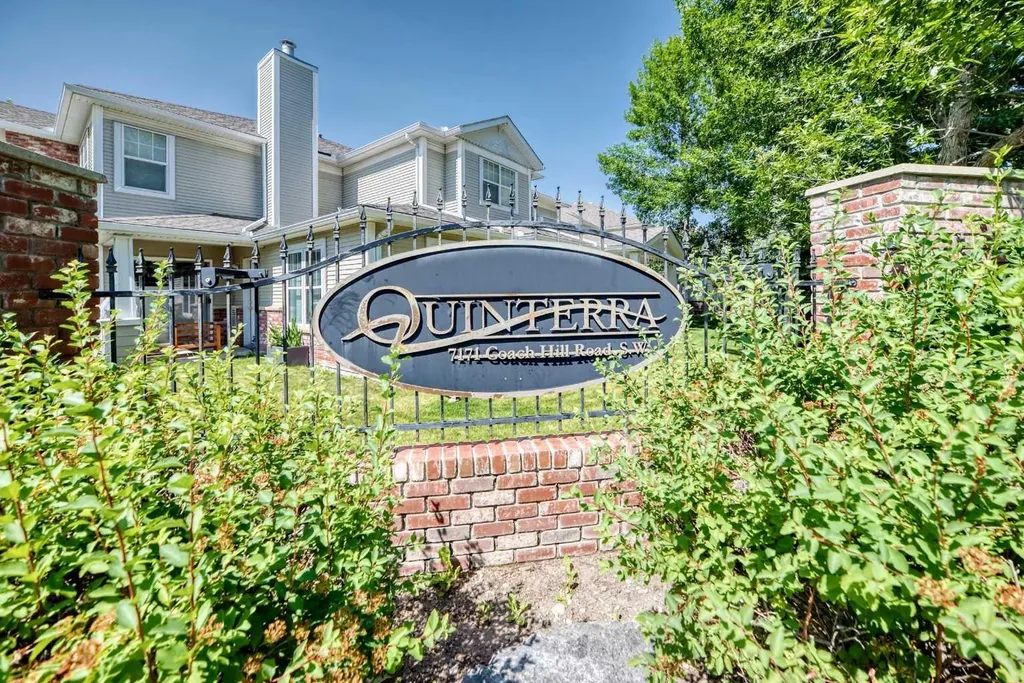 7171 Coach Hill Road SW Calgary AB T3H 3R7