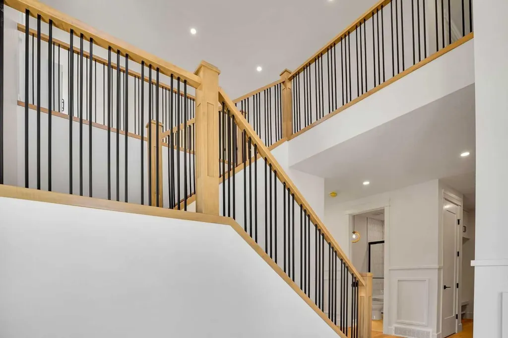 287 Waterford Road Chestermere AB T1X 3B3