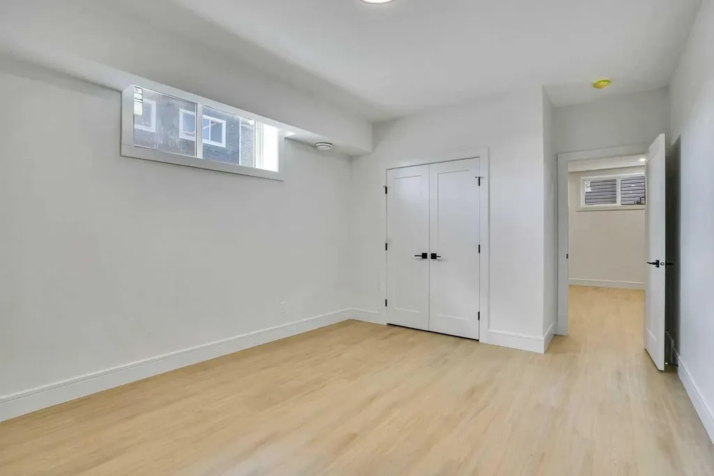 287 Waterford Road Chestermere AB T1X 3B3