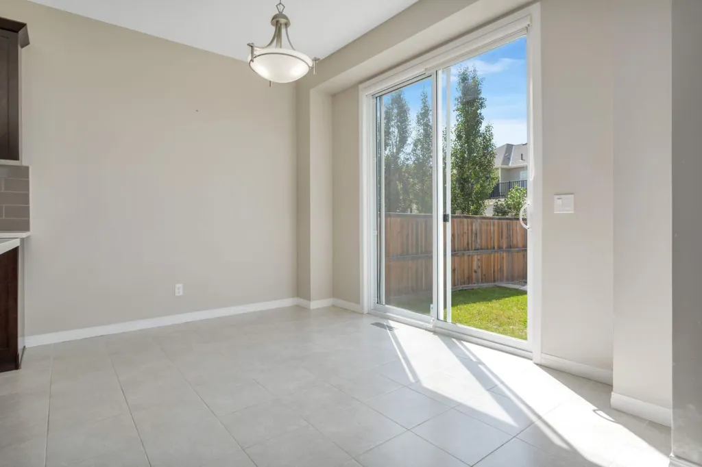 103 Windford Rise SW Airdrie AB T4B 3Z5