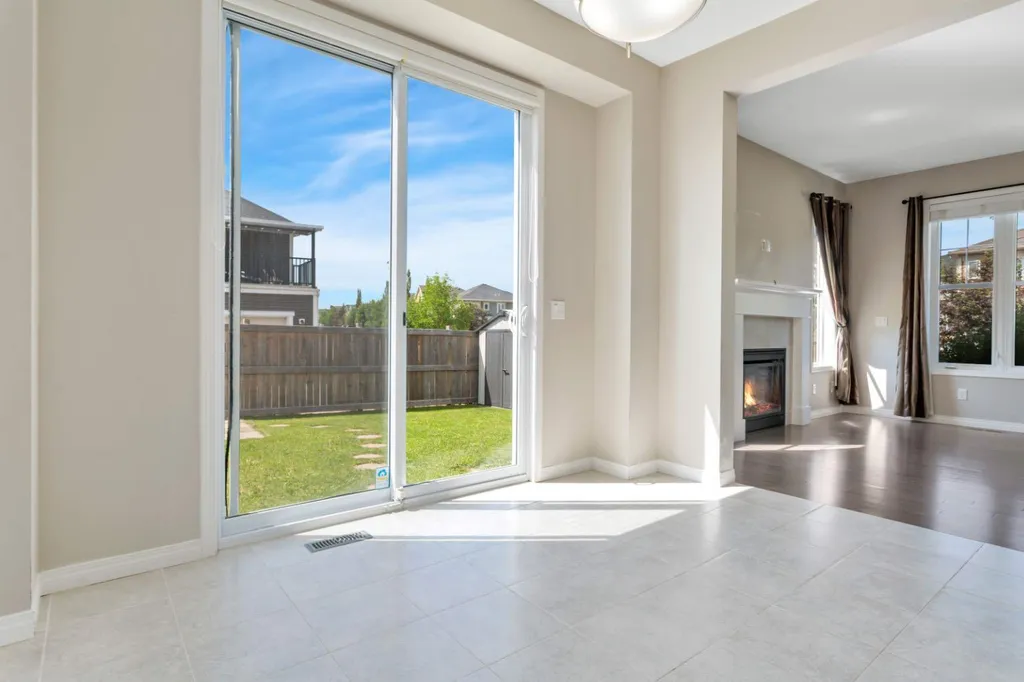 103 Windford Rise SW Airdrie AB T4B 3Z5