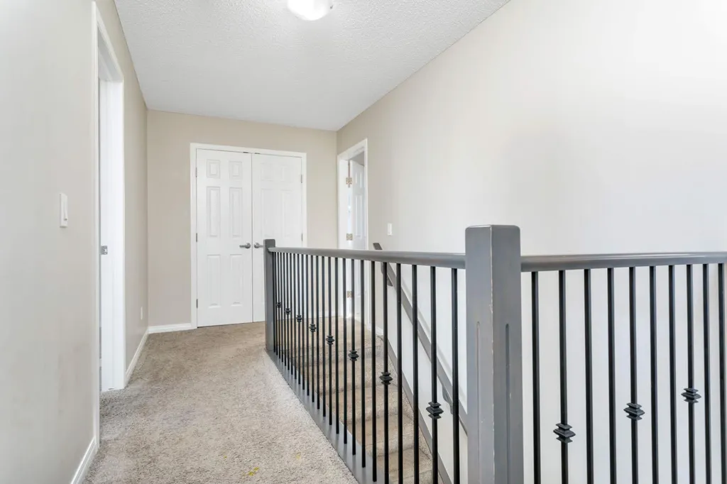 103 Windford Rise SW Airdrie AB T4B 3Z5