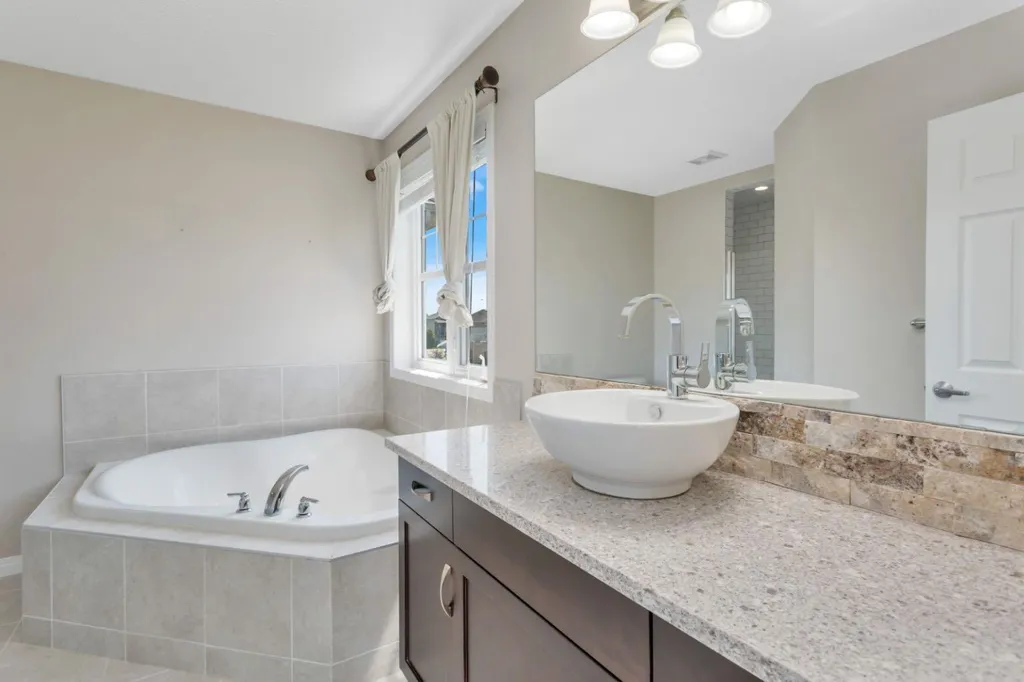 103 Windford Rise SW Airdrie AB T4B 3Z5