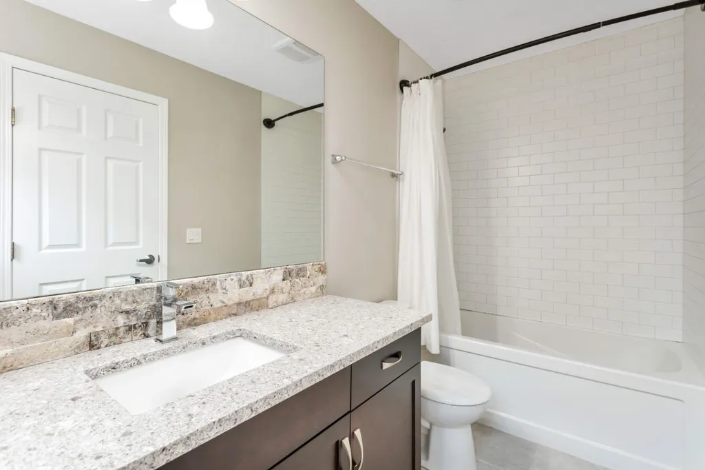 103 Windford Rise SW Airdrie AB T4B 3Z5