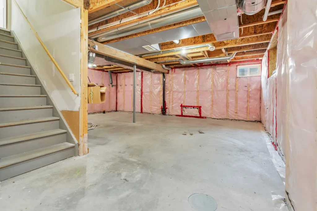 103 Windford Rise SW Airdrie AB T4B 3Z5