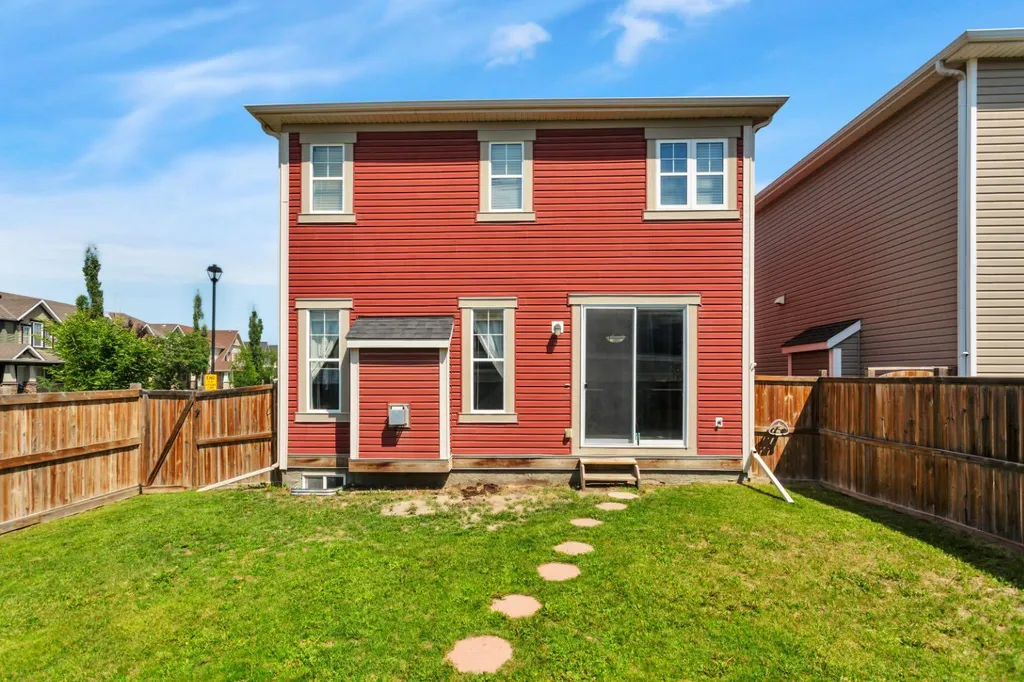 103 Windford Rise SW Airdrie AB T4B 3Z5