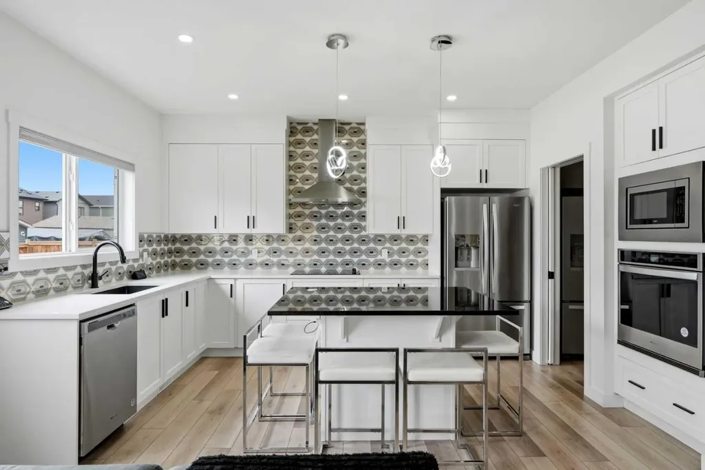 160 Homestead Grove NE Calgary AB T3J 2G6