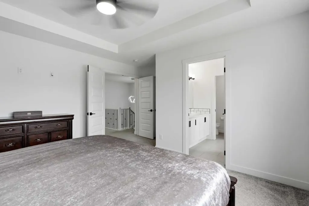 160 Homestead Grove NE Calgary AB T3J 2G6