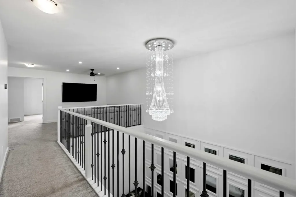 160 Homestead Grove NE Calgary AB T3J 2G6