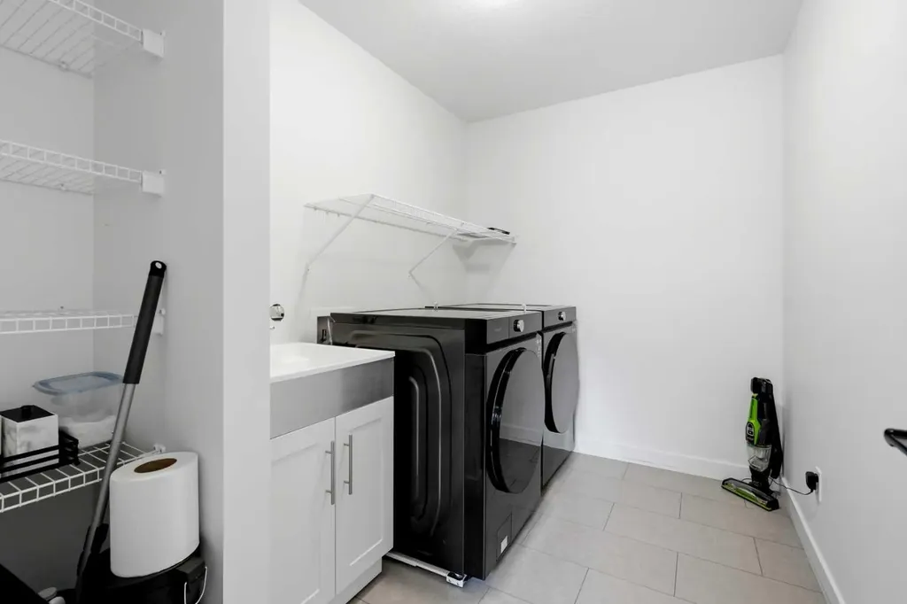160 Homestead Grove NE Calgary AB T3J 2G6