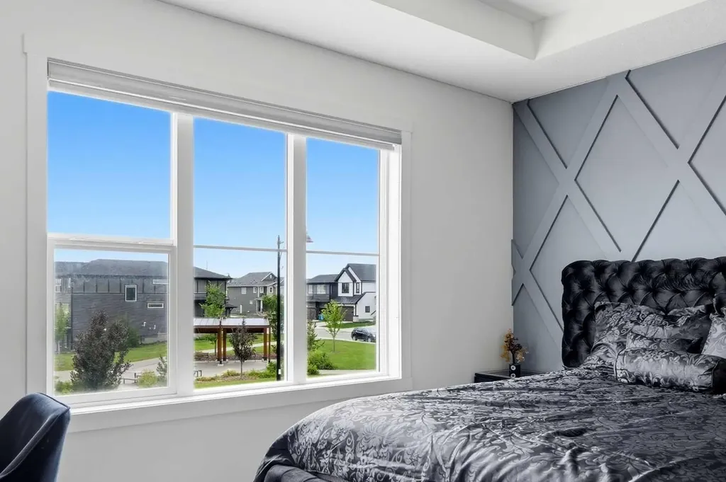 160 Homestead Grove NE Calgary AB T3J 2G6