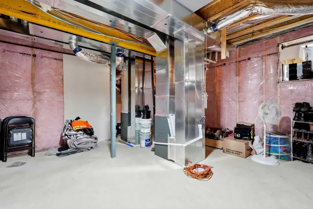 160 Homestead Grove NE Calgary AB T3J 2G6