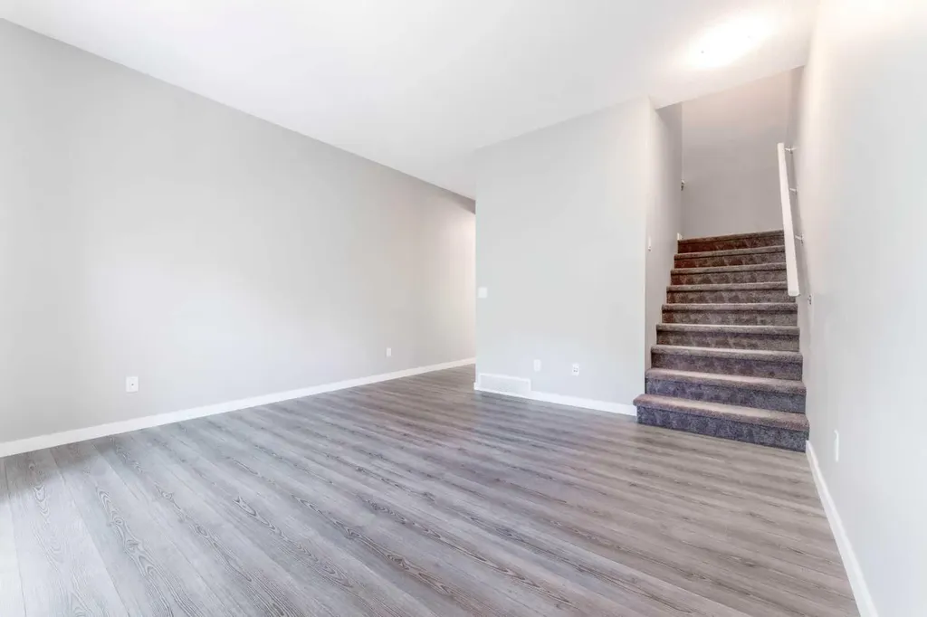 130 New Brighton Way SE Calgary AB T2Z 1H6