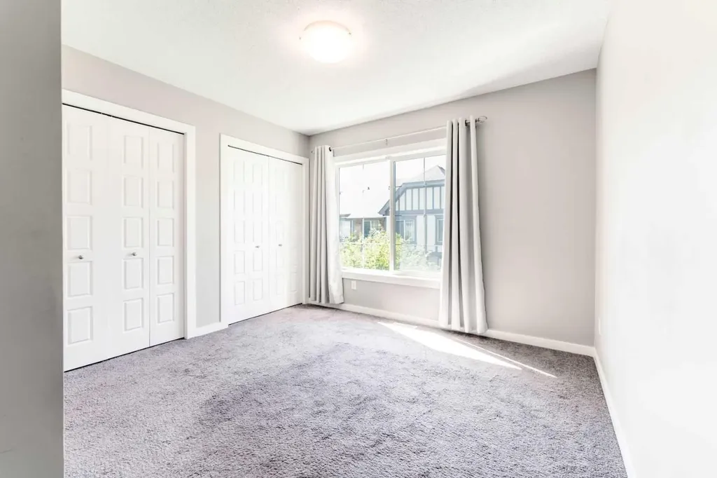 130 New Brighton Way SE Calgary AB T2Z 1H6