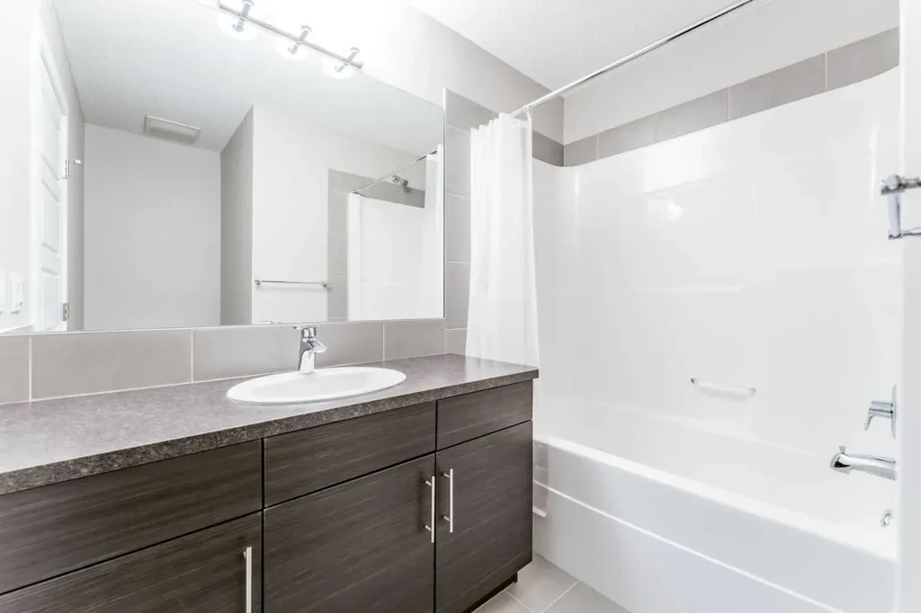 130 New Brighton Way SE Calgary AB T2Z 1H6