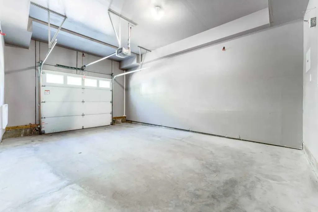130 New Brighton Way SE Calgary AB T2Z 1H6