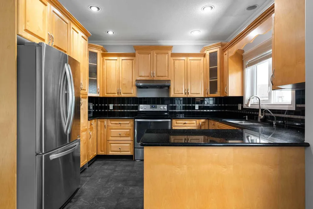 169 Lindstrom Crescent Fort Mcmurray AB T9K 2N8