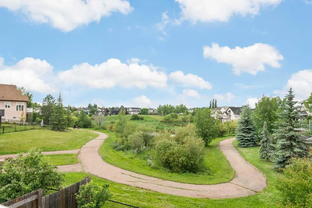 169 Lindstrom Crescent Fort Mcmurray AB T9K 2N8