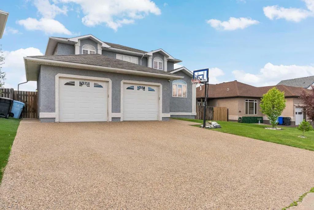 169 Lindstrom Crescent Fort Mcmurray AB T9K 2N8